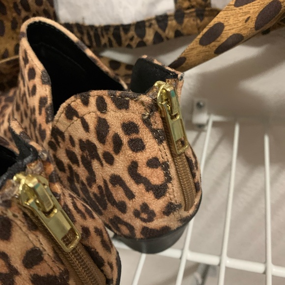 Blazing Hot Set - Picture 2 of 11